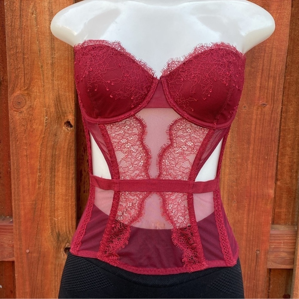 Victoria's Secret Red Lace Bra Intimates Size 34C